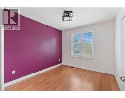17 KINTYRE Court - 28