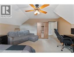 17 KINTYRE Court - 31