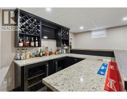 17 KINTYRE Court - 39