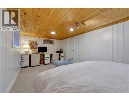 18 BALL Avenue - 32