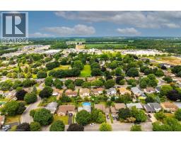 16 CRESTLYNN Crescent - 46
