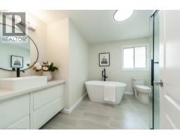 579 WINDJAMMER Way - 32