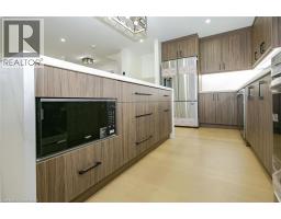 633 GREEN MEADOW Crescent - 23