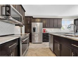 52 TREMAINE Drive - 9