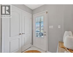 154 MACLACHLAN Avenue - 23