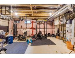 154 MACLACHLAN Avenue - 24