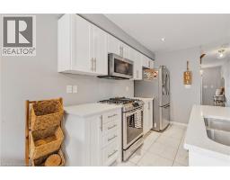 154 MACLACHLAN Avenue - 5