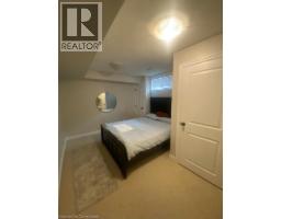 47 SOUTHWOOD Crescent - 38