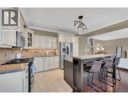47 SOUTHWOOD Crescent - 8