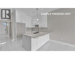912 GARDEN COURT Crescent - 8