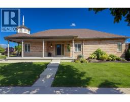 44 IRONGATE Drive - 3
