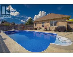 44 IRONGATE Drive - 37