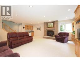 212 THE LIONS Gate - 32