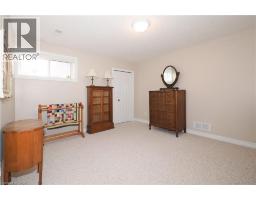 212 THE LIONS Gate - 39