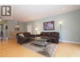 212 THE LIONS Gate - 9