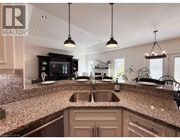 62 TAN Avenue - 16