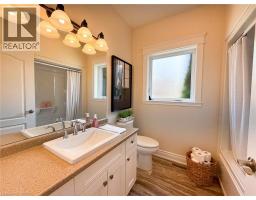 62 TAN Avenue - 20