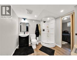 226 CARLUKE Road E - 31