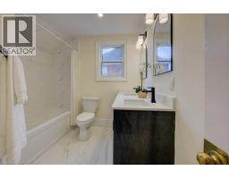 132 CHURCH Street N - 28