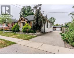 6 SUSSEX Avenue - 2