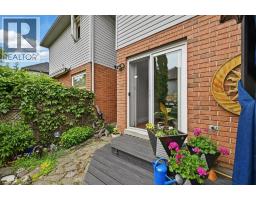 62 VALRIDGE Drive - 42