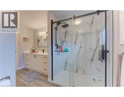 12 MCCABE Court - 23