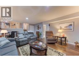 12 MCCABE Court - 32