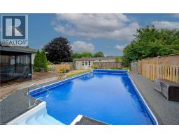 12 MCCABE Court - 44