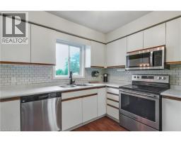 56 CANROBERT Street - 12