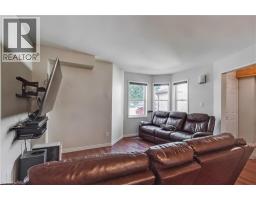 56 CANROBERT Street - 8