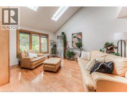 482 APPLEDALE Crescent - 10