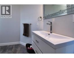 1364 THOMPSON Road E - 19