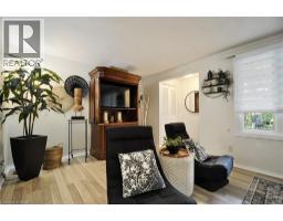 279 SANDOWNE Drive UnitNo. 21 - 17
