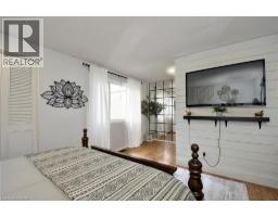 279 SANDOWNE Drive UnitNo. 21 - 21