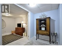 279 SANDOWNE Drive UnitNo. 21 - 25