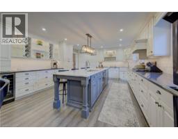 364 STANLEY Street - 9