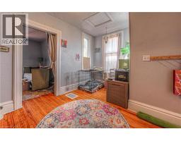 156 GRAND Avenue S - 11