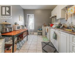 156 GRAND Avenue S - 13