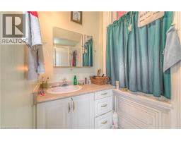 156 GRAND Avenue S - 29