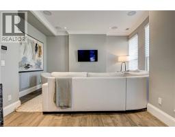 155 CAROLINE Street S UnitNo. TH10 - 21