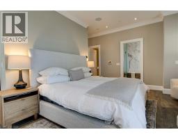 155 CAROLINE Street S UnitNo. TH10 - 27