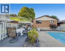 67 WESTBURY Crescent - 26