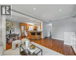 67 WESTBURY Crescent - 6