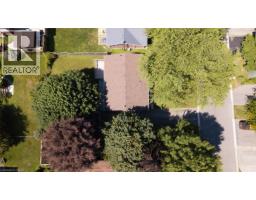 26 LINGWOOD Drive - 40