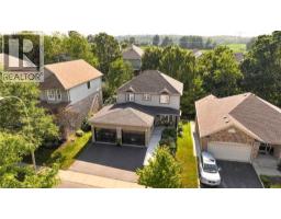 69 HEARTHWOOD Crescent - 3
