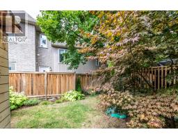 56 JOHN Street W - 31