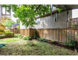 56 JOHN Street W - 32