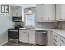 56 JOHN Street W - 7