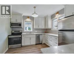 56 JOHN Street W - 8