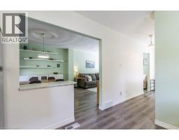 56 JOHN Street W - 9